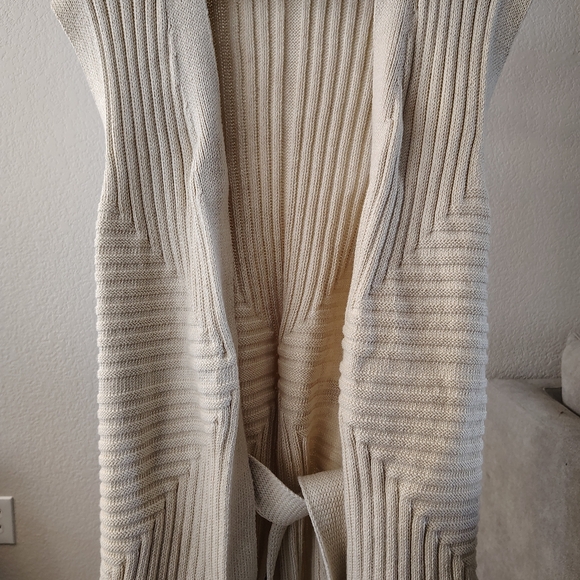Atelier Delphine Sleeveless Cardigan in a cotton rib knit Cotton Small Cream - Picture 5 of 10